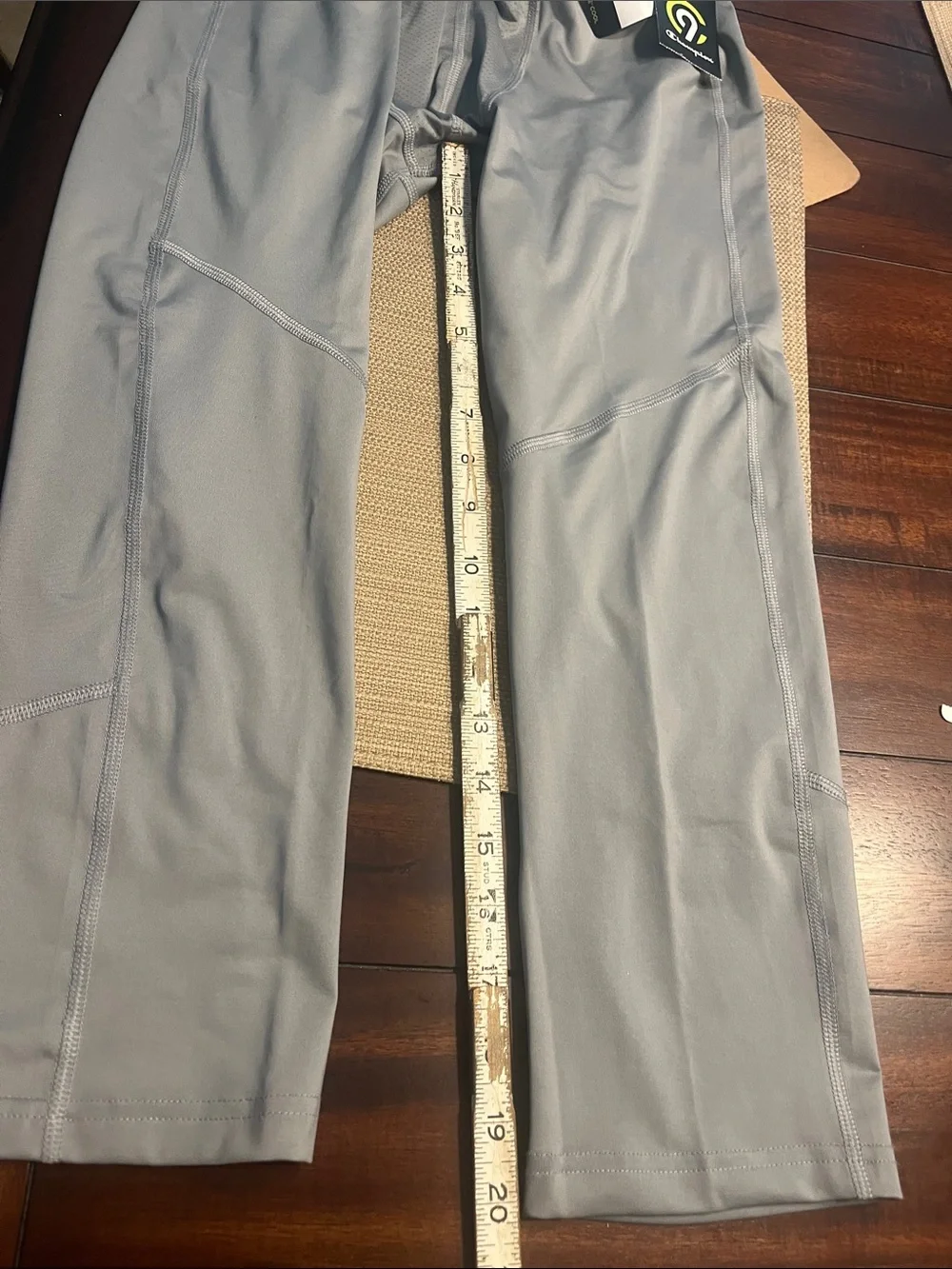 .39..Champion Light Gray boys large cool compression Performance Leggings